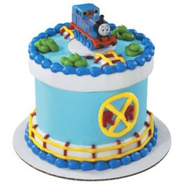 Thomas & Friends Engine Petite Cake Thomas & Friends Engine Petite Cake